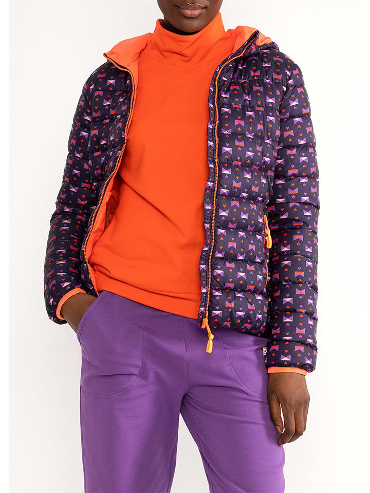 Стеганая куртка Blutsgeschwister
Стеганая куртка Blutsgeschwister