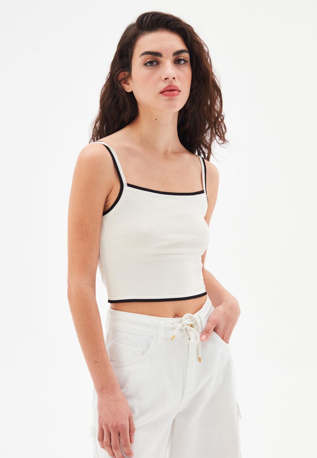 Топ STRAP CROP adL, цвет beige 
Топ STRAP CROP adL, цвет beige