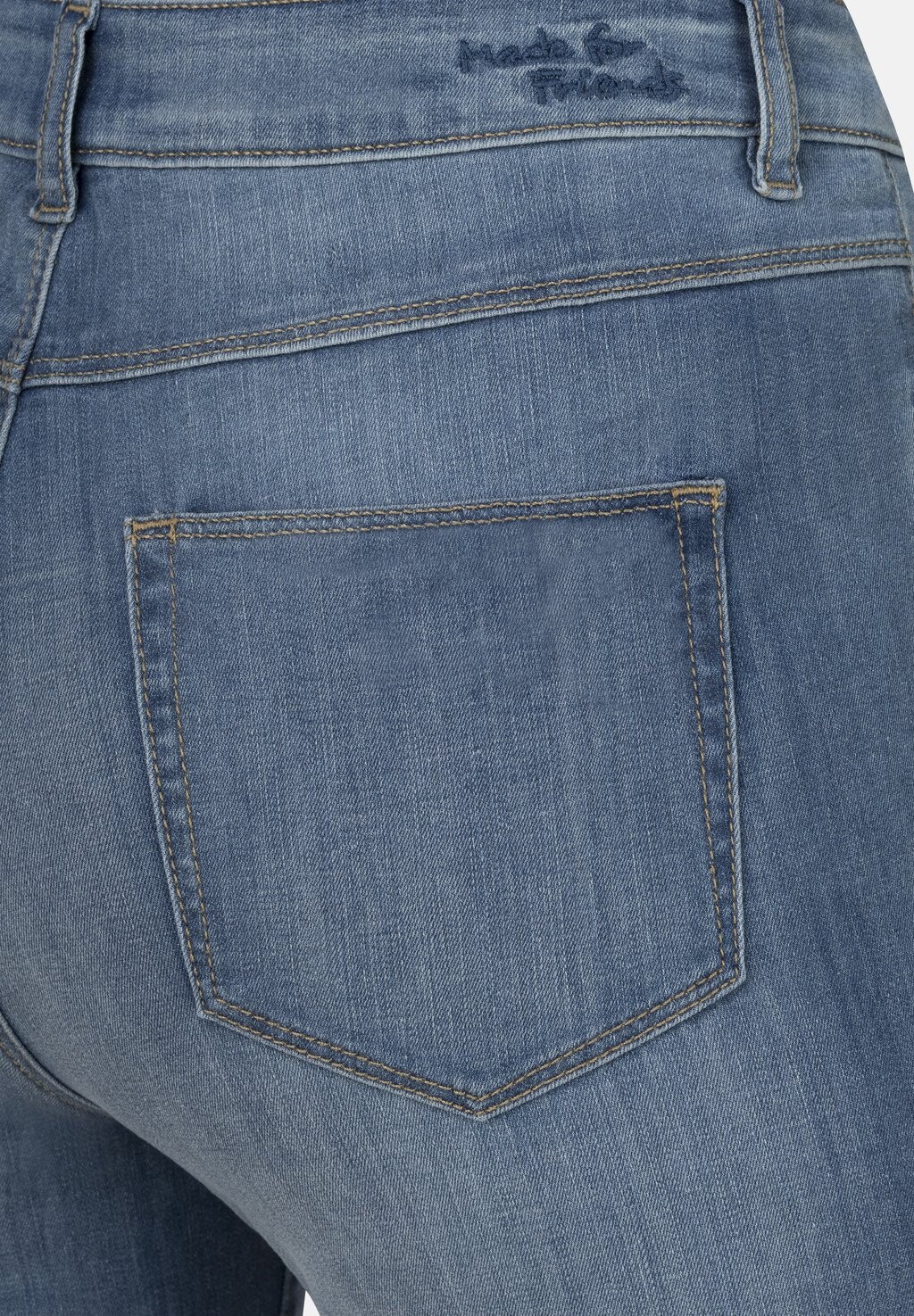 Джинсовые шорты TAHITI CAPRI Stooker Women, светло-голубой деним
Джинсовые шорты TAHITI CAPRI Stooker Women, светло-голубой деним