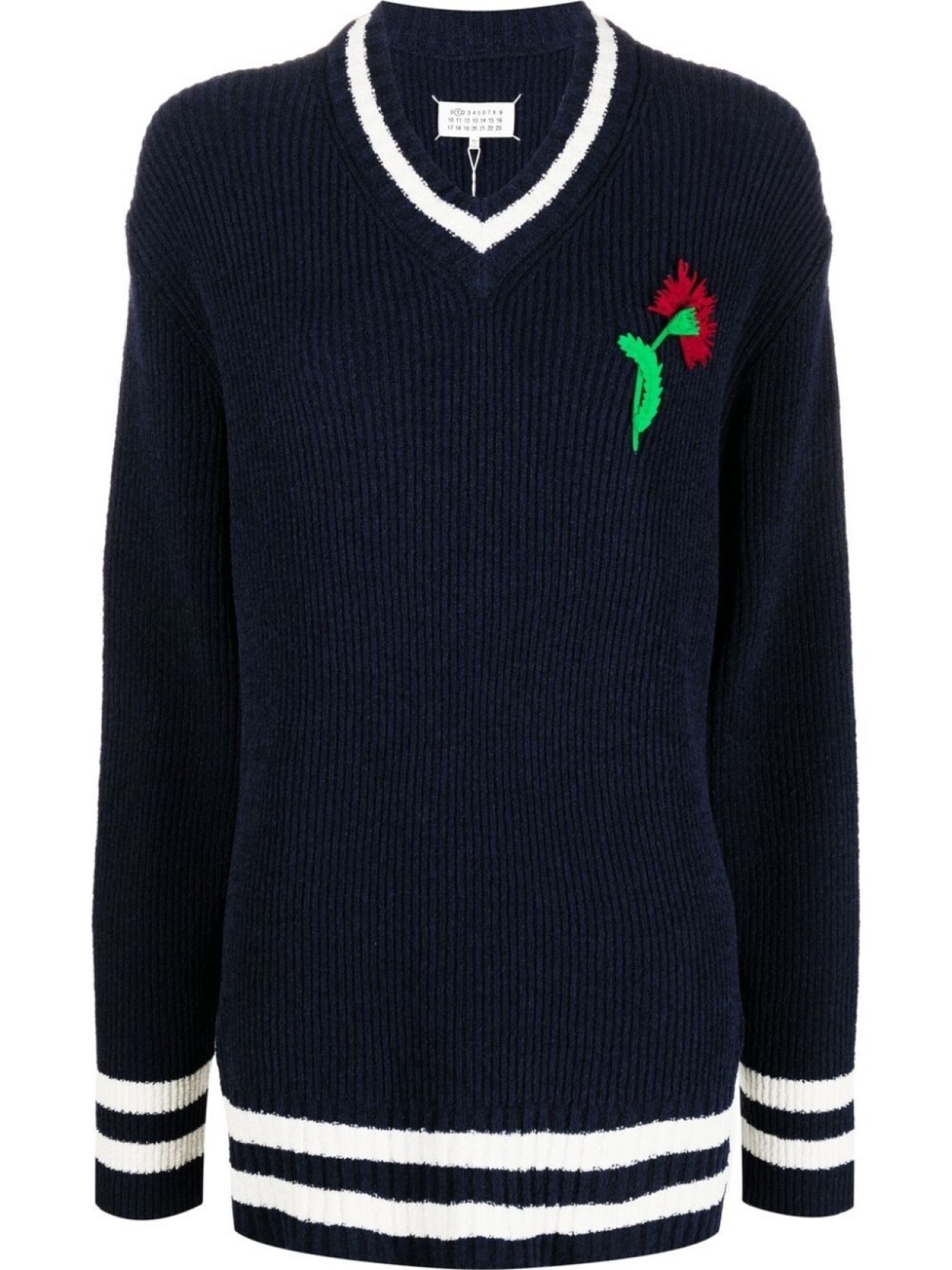 Maison Margiela джемпер с V-образным вырезом и цветочной вышивкой, синий
Maison Margiela джемпер с V-образным вырезом и цветочной вышивкой, синий