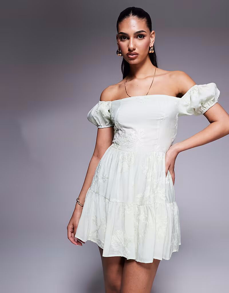 Эксклюзивное мини-платье Kaiia с вышитым лифом Bardot и рукавами-буфами, многоуровневое, в цвете шалфея
Эксклюзивное мини-платье Kaiia с вышитым лифом Bardot и рукавами-буфами, многоуровневое, в цвете шалфея