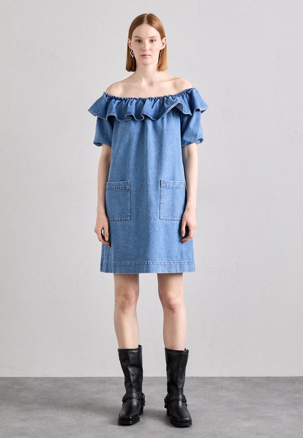 Платье из денима DALIA DRESS Fête Impériale, синий деним
Платье из денима DALIA DRESS Fête Impériale, синий деним