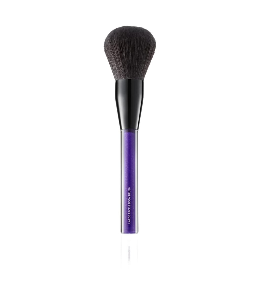 Кисть для пудры Kevyn Aucoin Large Face & Body Brush, 1 шт.
Кисть для пудры Kevyn Aucoin Large Face & Body Brush, 1 шт.