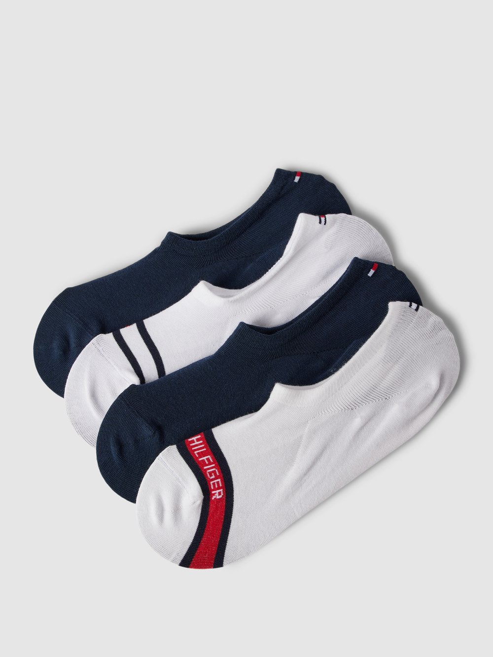 Носки с этикеткой в упаковке 4 шт., модель «FOOTIE 4P GIFTBOX» Tommy Hilfiger, белый
Носки с этикеткой в упаковке 4 шт., модель «FOOTIE 4P GIFTBOX» Tommy Hilfiger, белый