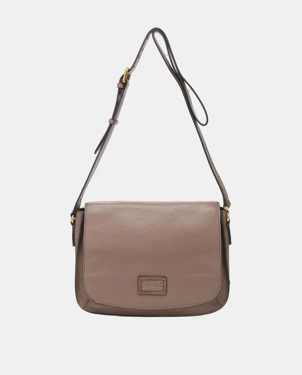 Свободная кожаная сумка через плечо Freedom Abbacino, серо-коричневый
Свободная кожаная сумка через плечо Freedom Abbacino, серо-коричневый