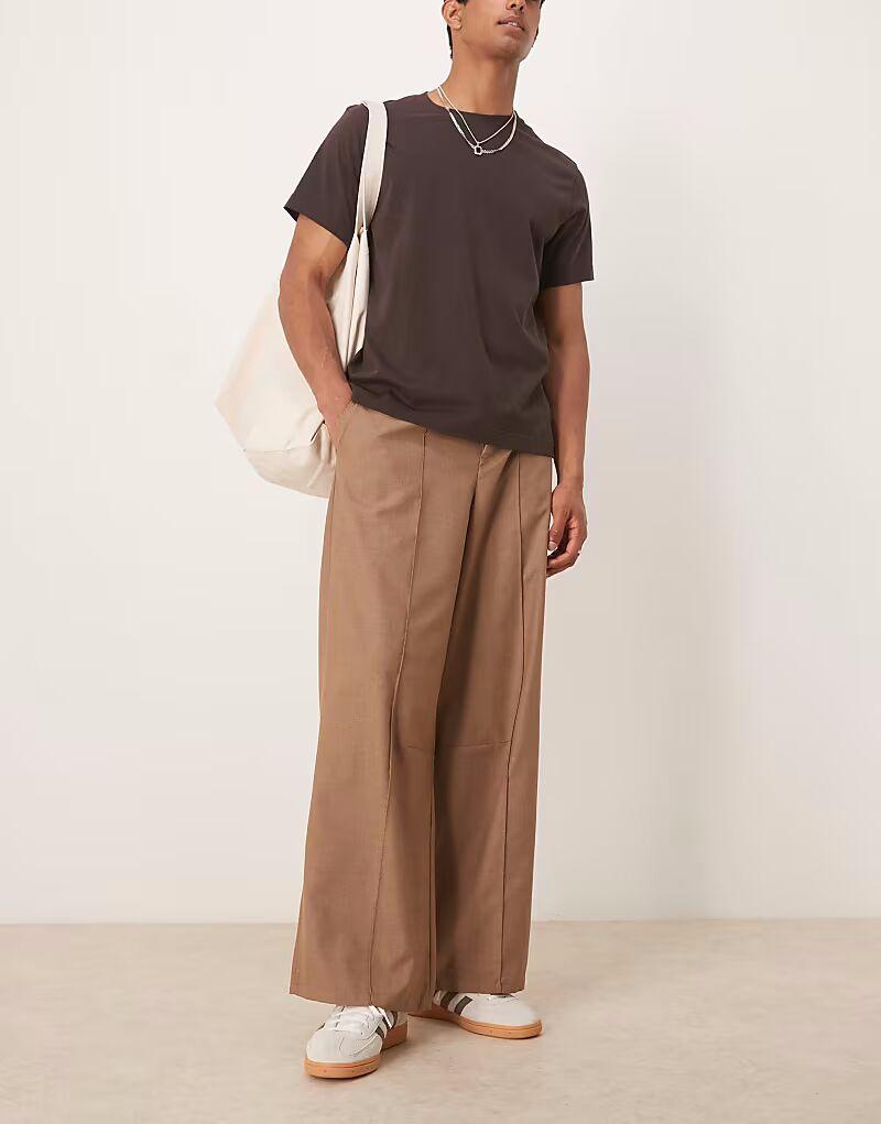 Строгие брюки ASOS DESIGN с защипами спереди в форме гриба
Строгие брюки ASOS DESIGN с защипами спереди в форме гриба