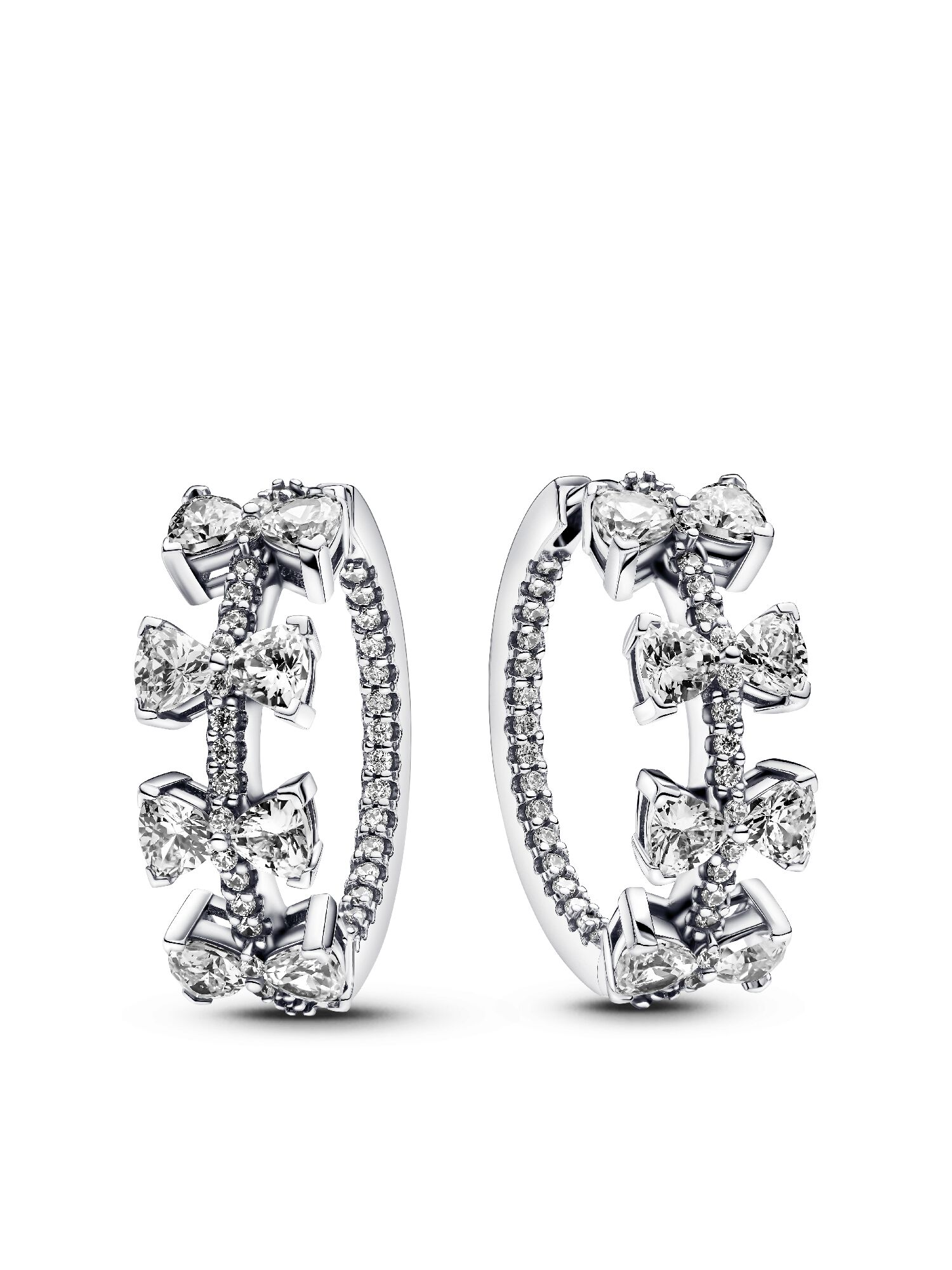 Комплект из сверкающих сережек-бантиков Pandora
Комплект из сверкающих сережек-бантиков Pandora