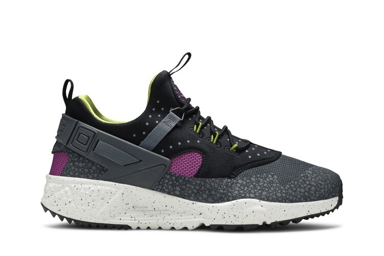 Кроссовки Nike Air Huarache Utility 'Medium Berry', серый 
Кроссовки Nike Air Huarache Utility 'Medium Berry', серый