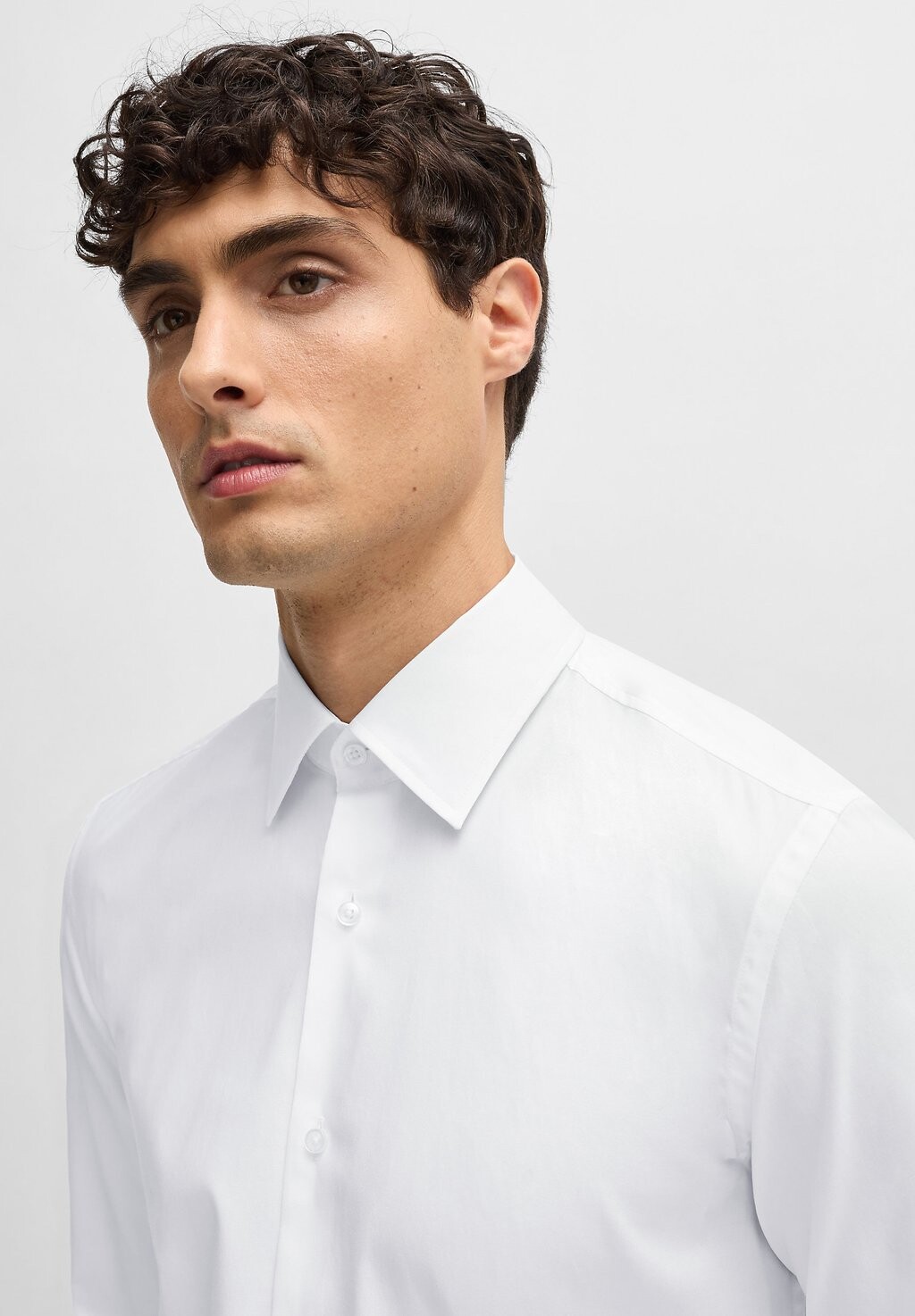 Повседневная рубашка BOSS, белая
Повседневная рубашка BOSS, белая