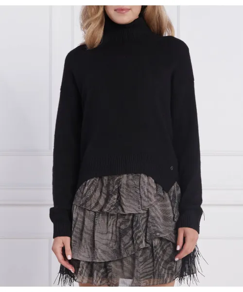 Водолазка Леони Relaxed fit Guess Jeans, черный
Водолазка Леони Relaxed fit Guess Jeans, черный