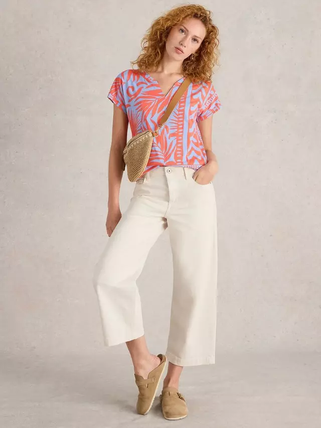 Топ White Stuff Nelly Leaves Notch Neck, цвет coral/blue
Топ White Stuff Nelly Leaves Notch Neck, цвет coral/blue