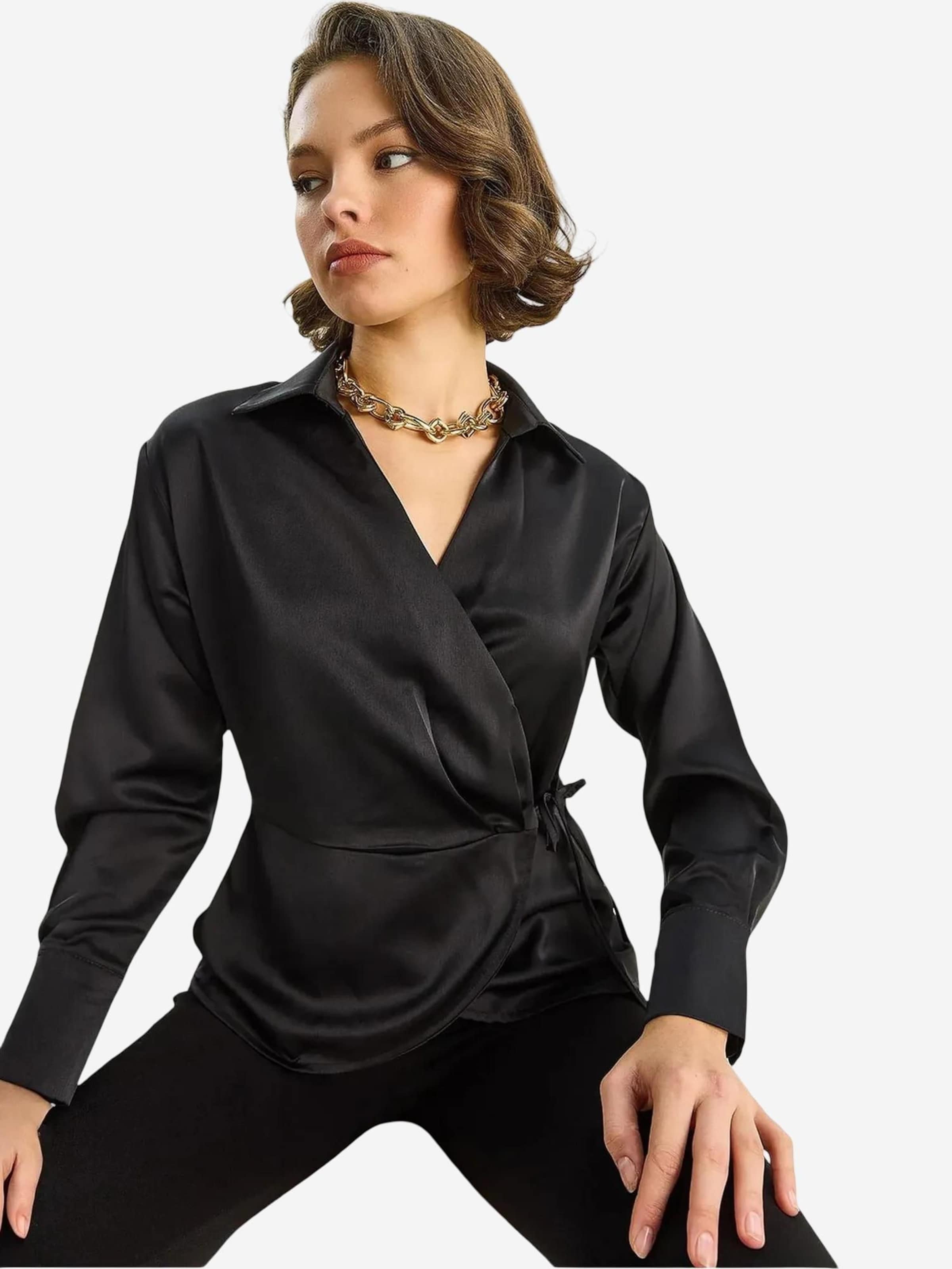 Bianco Lucci Блузка в черном цвете
Bianco Lucci Блузка в черном цвете