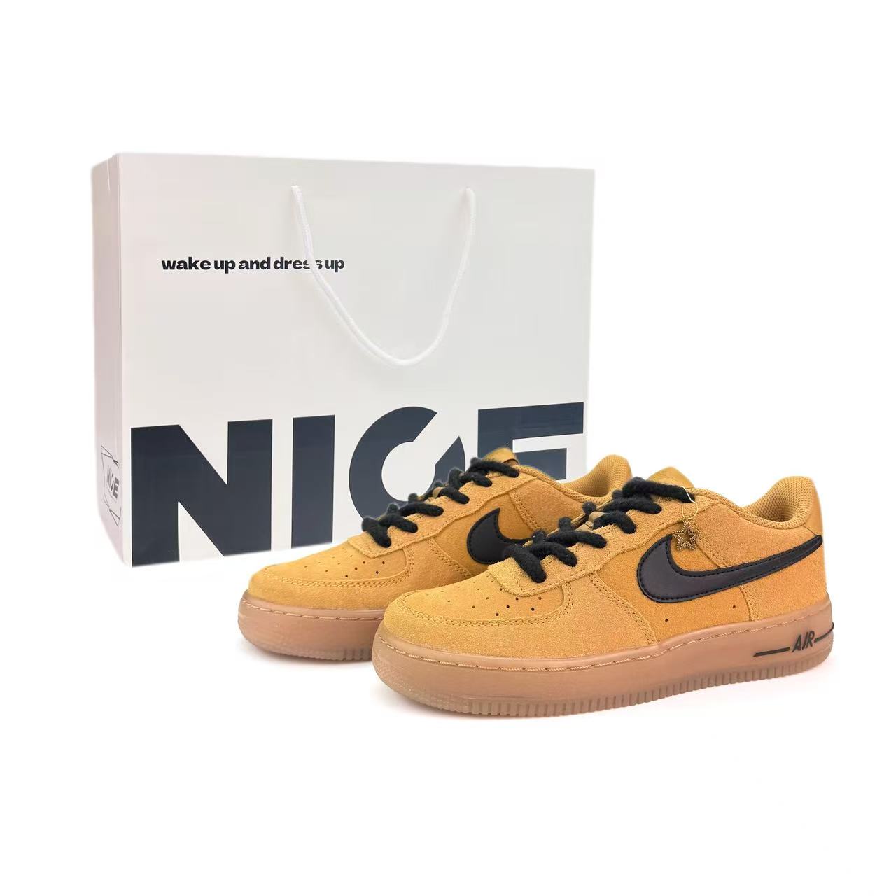 Детские скейтерские кроссовки Air Force 1 для школьников Nike, коричневый
Детские скейтерские кроссовки Air Force 1 для школьников Nike, коричневый