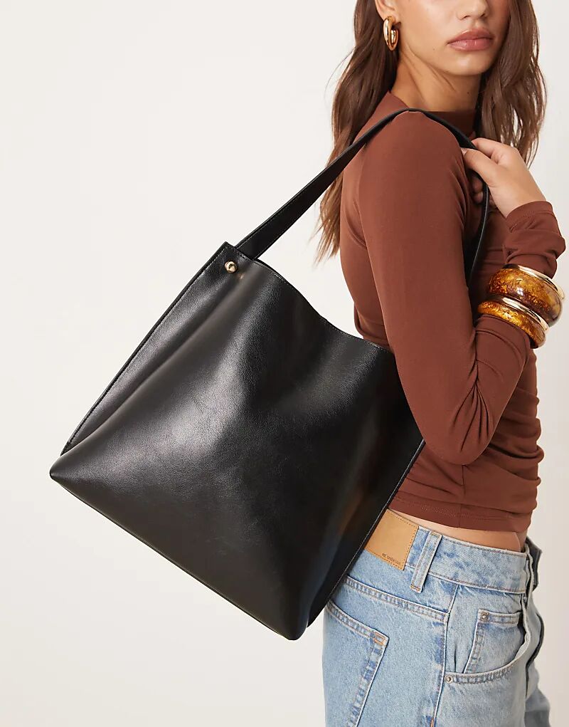 Сумка-ведро Mango черного цвета
Сумка-ведро Mango черного цвета