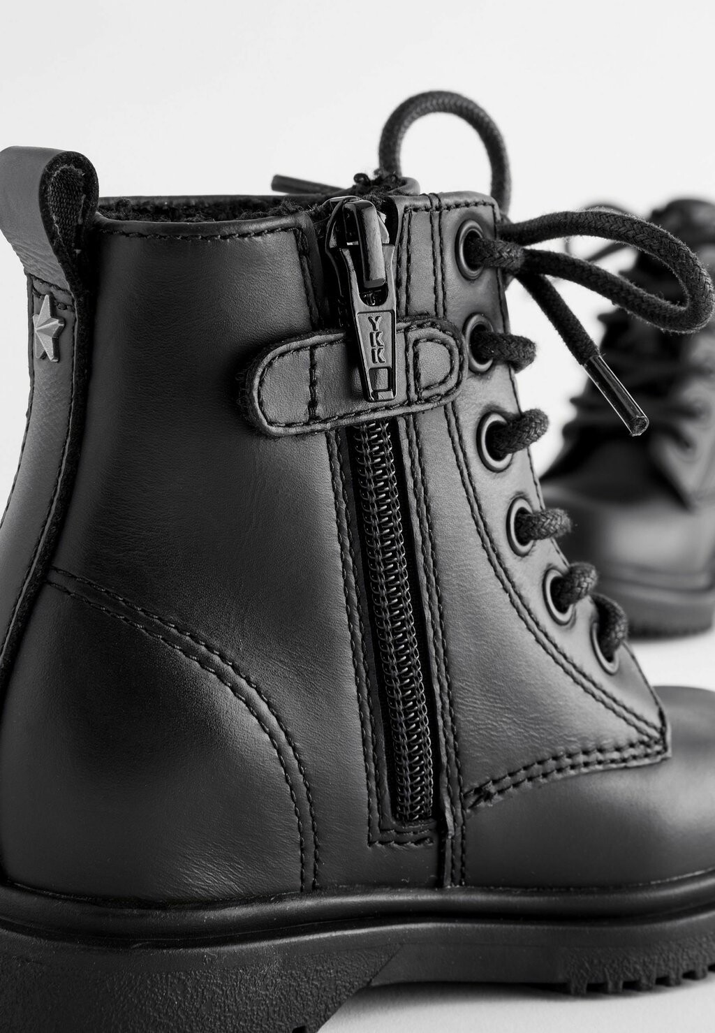 Зимние сапоги REGULAR FIT Next, черный
Зимние сапоги REGULAR FIT Next, черный