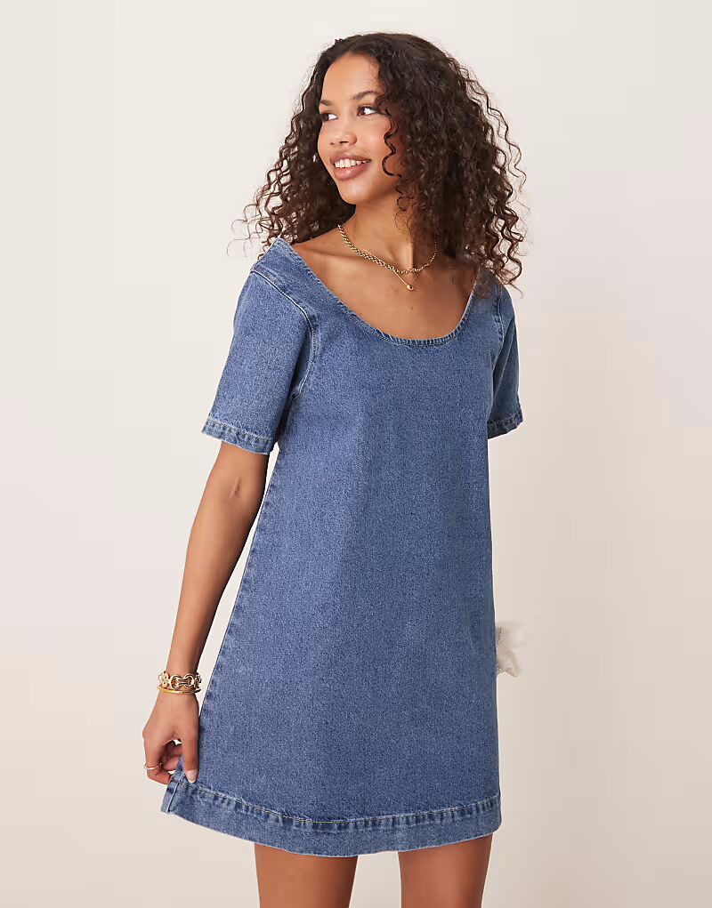 Джинсовое мини-платье с круглым вырезом ASOS DESIGN
Джинсовое мини-платье с круглым вырезом ASOS DESIGN