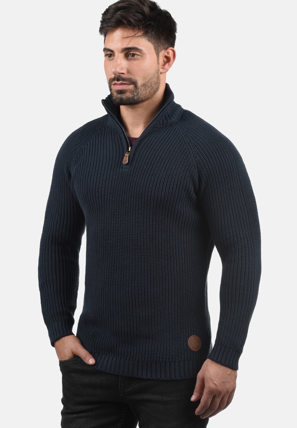 Свитер Troyer Xenox Solid, цвет insignia b
Свитер Troyer Xenox Solid, цвет insignia b