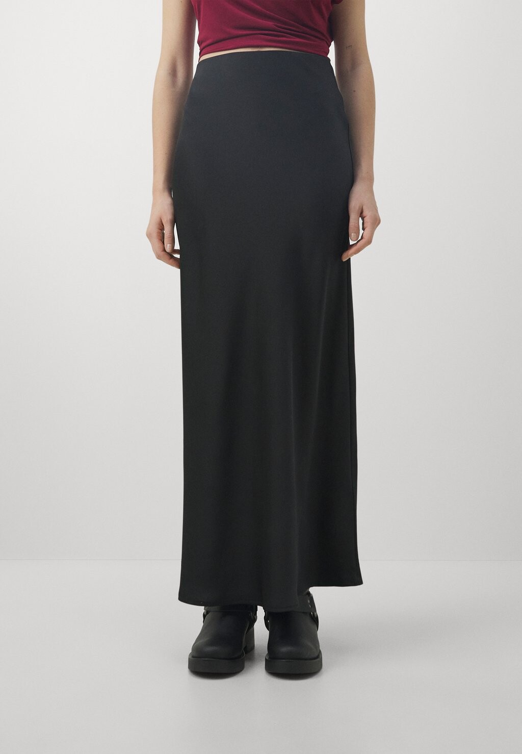 Юбка длинная Yaspella YAS, черный
Юбка длинная Yaspella YAS, черный