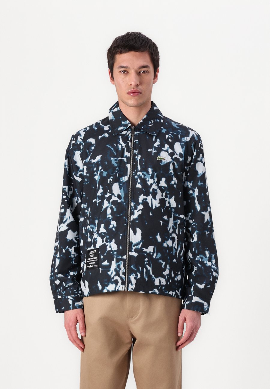 Куртка Lacoste Summer jacket, Black/Limestone Calluna/Black
Куртка Lacoste Summer jacket, Black/Limestone Calluna/Black