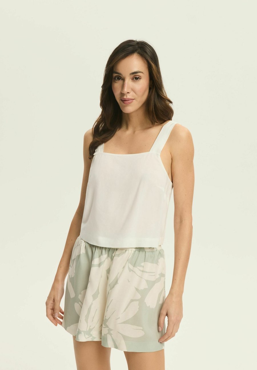 Пижамный комплект ESOTIQ ROYA, Mint
Пижамный комплект ESOTIQ ROYA, Mint