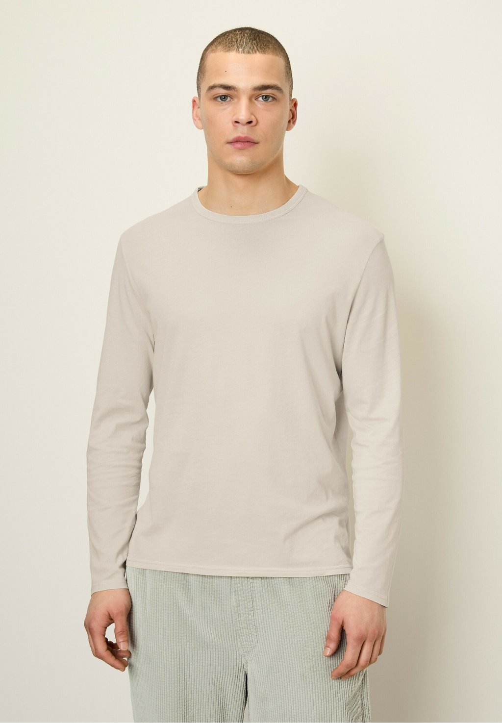 Топ с длинными рукавами DEVON American Vintage, бежевый
Топ с длинными рукавами DEVON American Vintage, бежевый