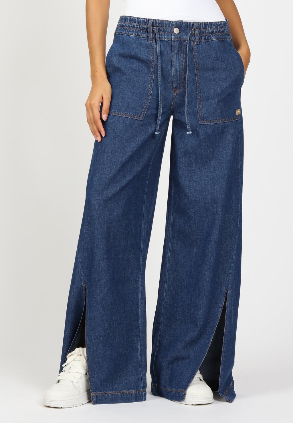 Свободные джинсы Gang, цвет Rinsed Blue
Свободные джинсы Gang, цвет Rinsed Blue