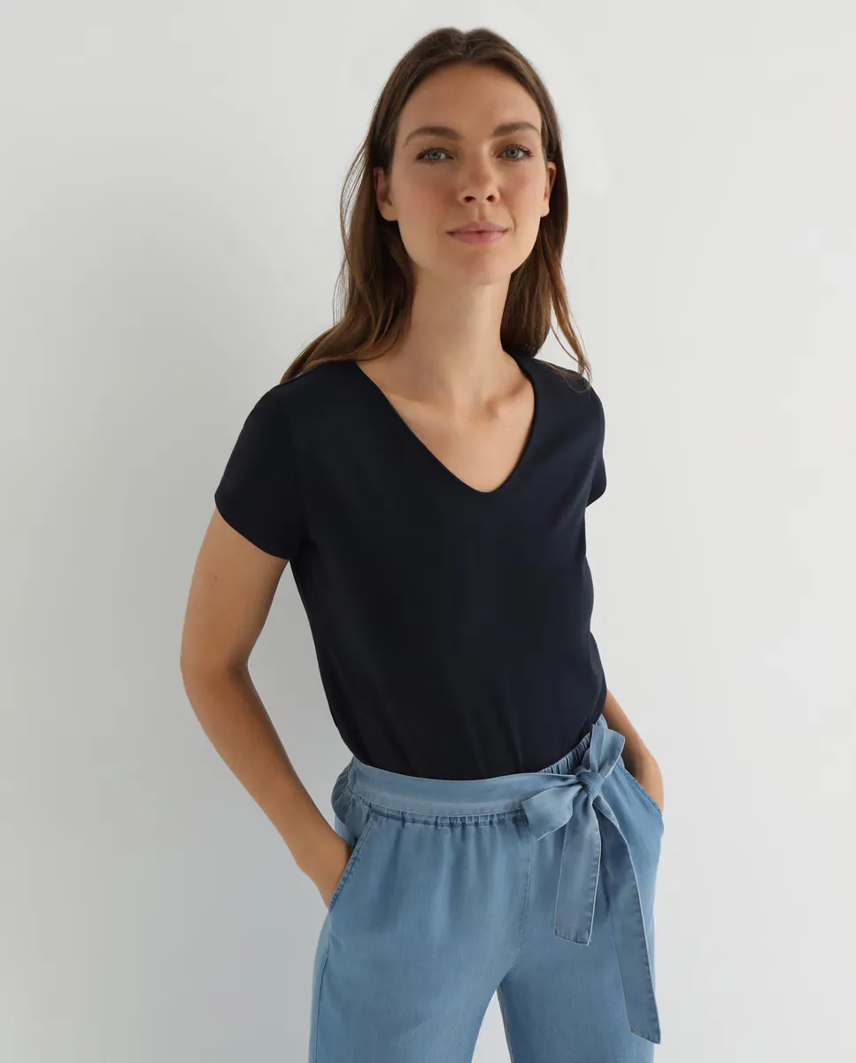 Женская футболка без рукавов с круглым вырезом Guitare, темно-синий
Женская футболка без рукавов с круглым вырезом Guitare, темно-синий