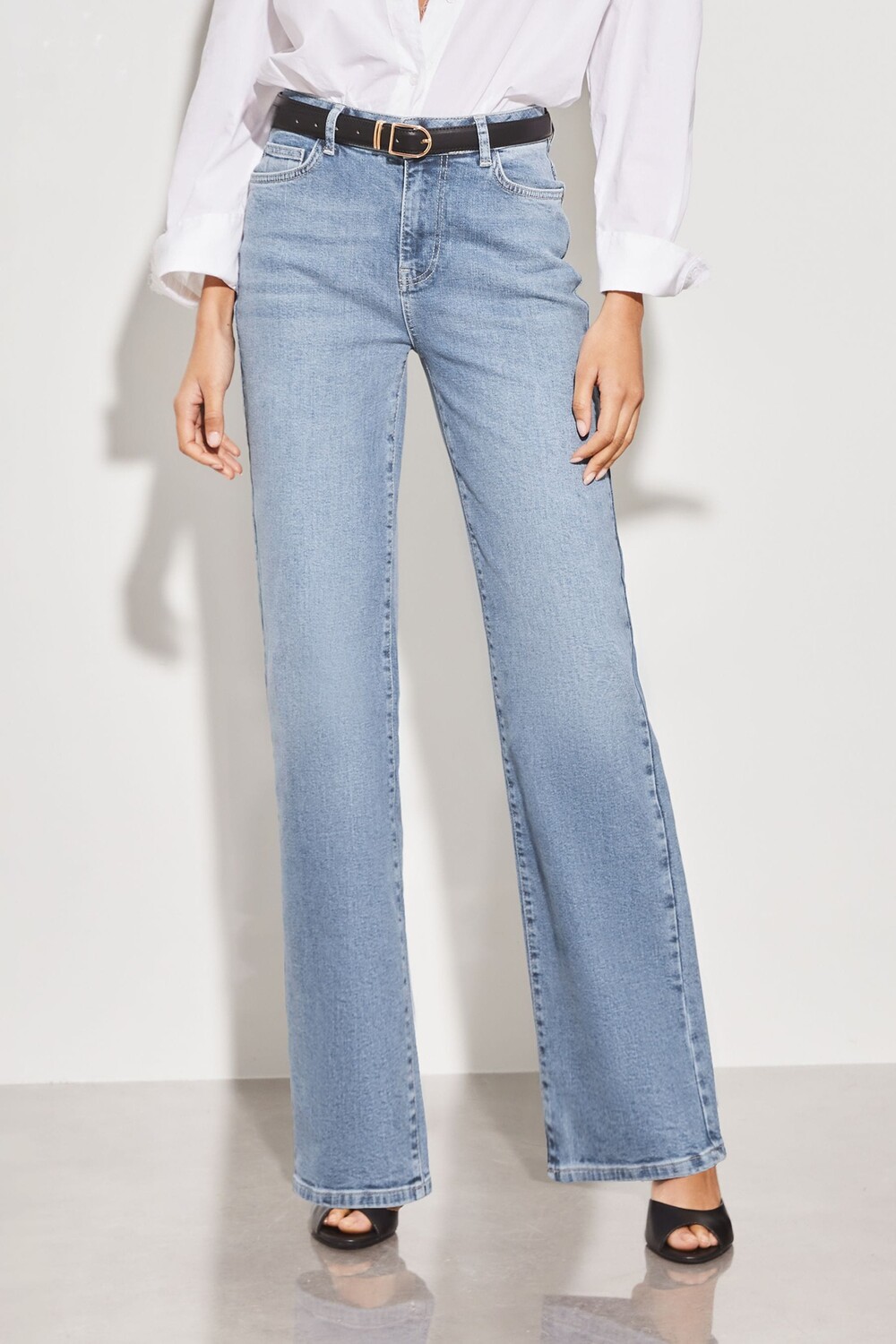 Джинсы со средней посадкой и широкими штанинами Lipsy, синий
Джинсы со средней посадкой и широкими штанинами Lipsy, синий