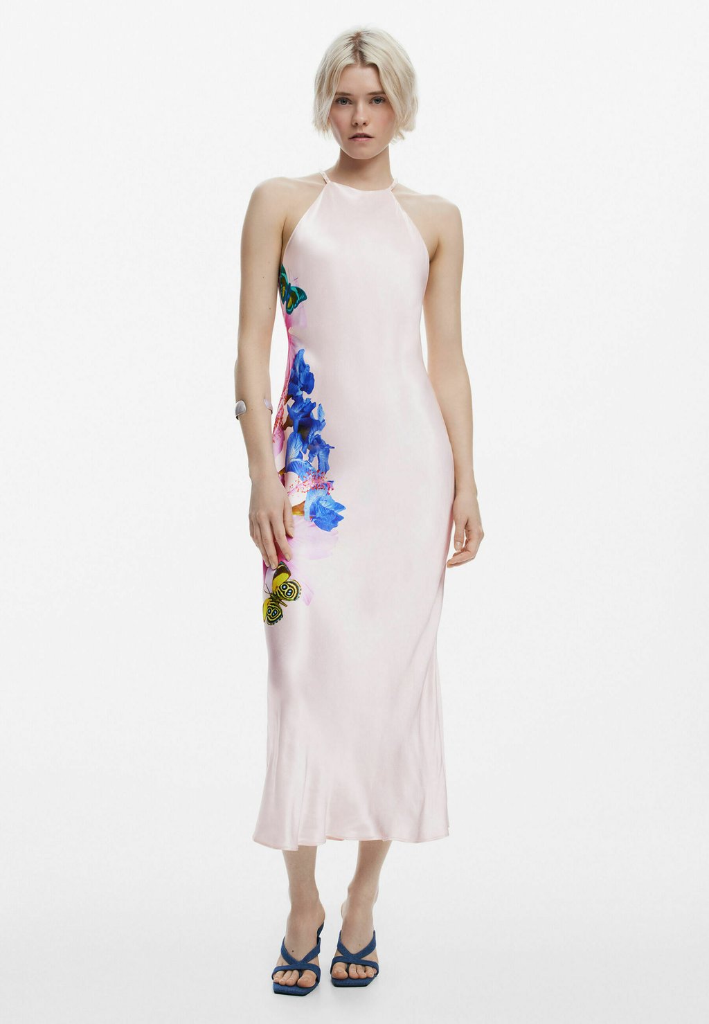 Платье-футляр Desigual, фуксия
Платье-футляр Desigual, фуксия