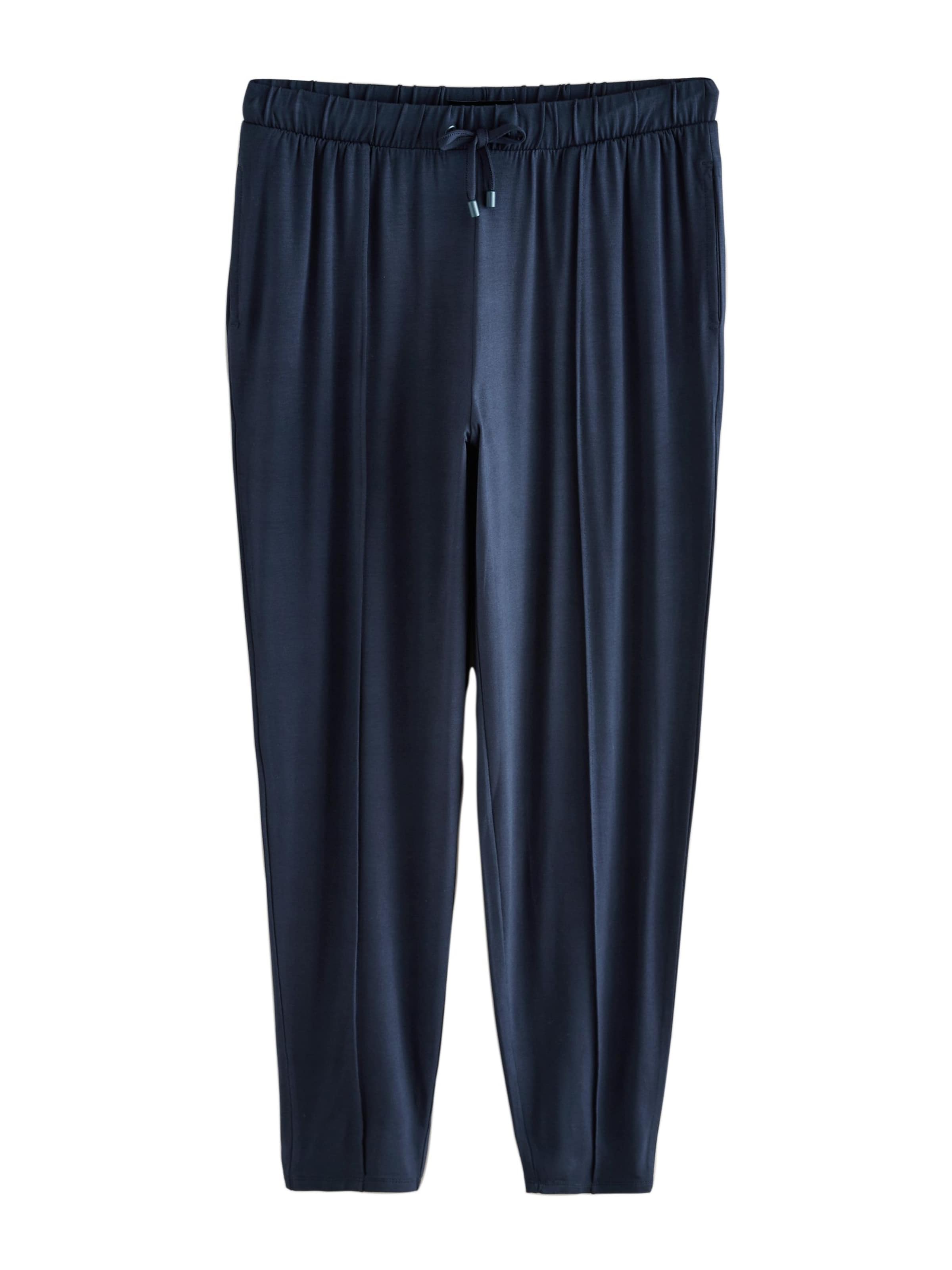 Next Узкие штаны-шаровары в цвете Navy
Next Узкие штаны-шаровары в цвете Navy