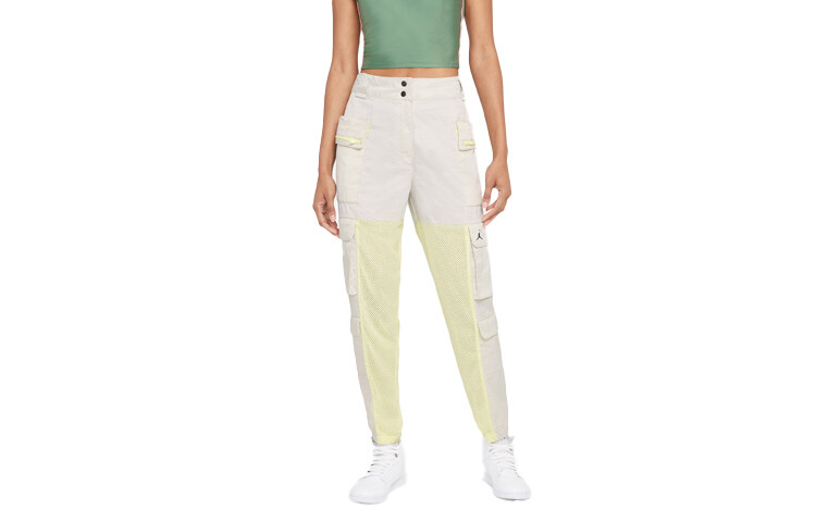 Брюки повседневные женские HEATWAVE UTILITY белого цвета Jordan
Брюки повседневные женские HEATWAVE UTILITY белого цвета Jordan