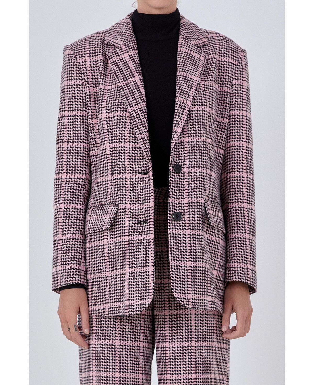 Женский пиджак оверсайз с узором «гусиные лапки» endless rose
Женский пиджак оверсайз с узором «гусиные лапки» endless rose