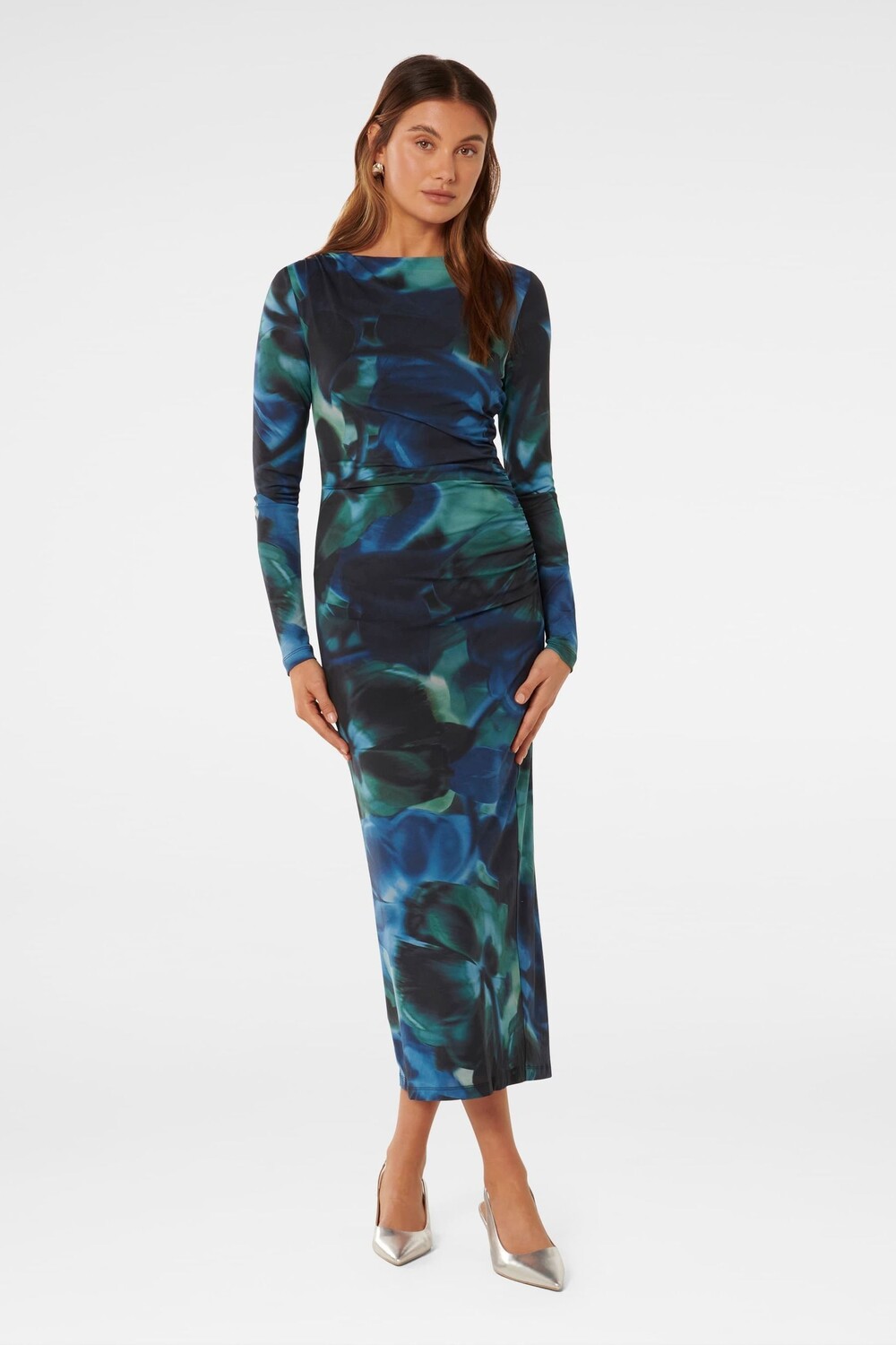 Платье миди Loretta со сборками из джерси Forever New, синий
Платье миди Loretta со сборками из джерси Forever New, синий