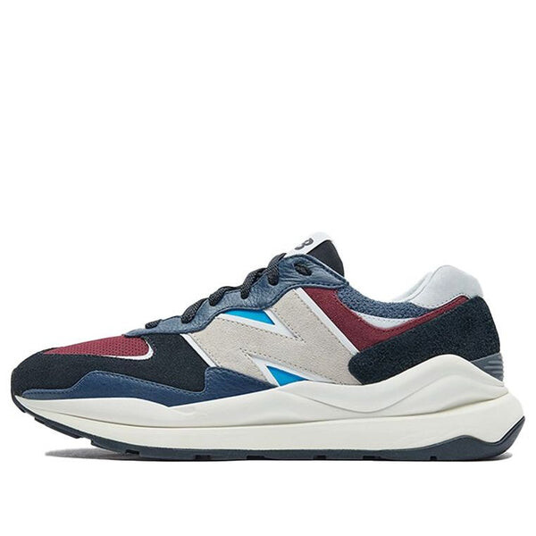 Кроссовки 57 40 New Balance, черный
Кроссовки 57 40 New Balance, черный