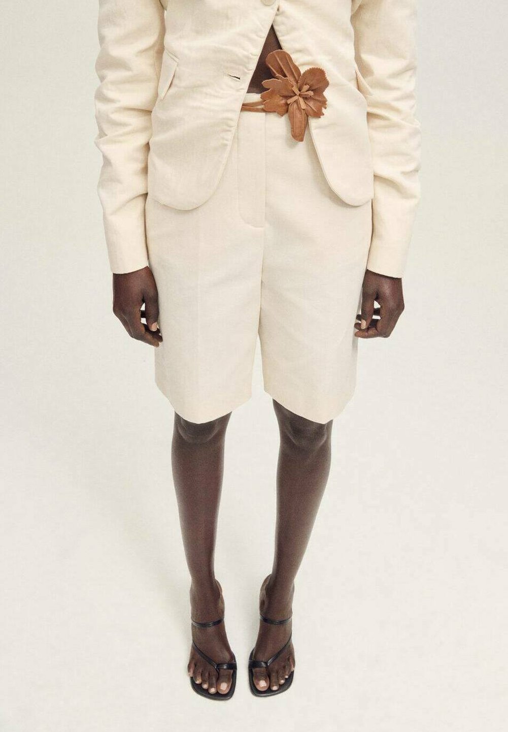 Шорты Mango, кремовый
Шорты Mango, кремовый