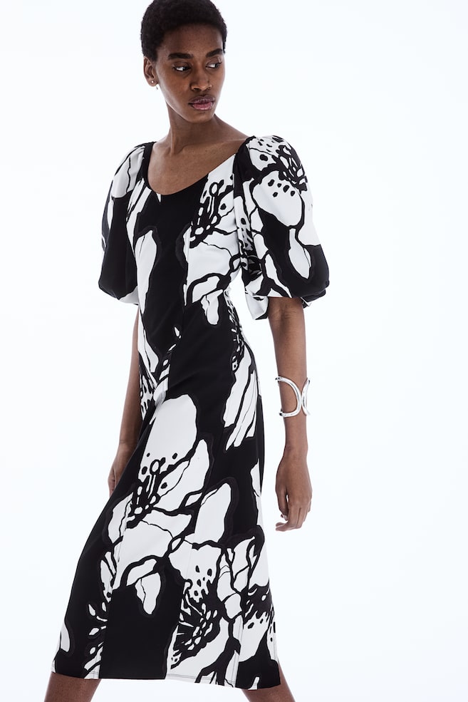 Платье с рукавами-фонариками H&M, черный
Платье с рукавами-фонариками H&M, черный