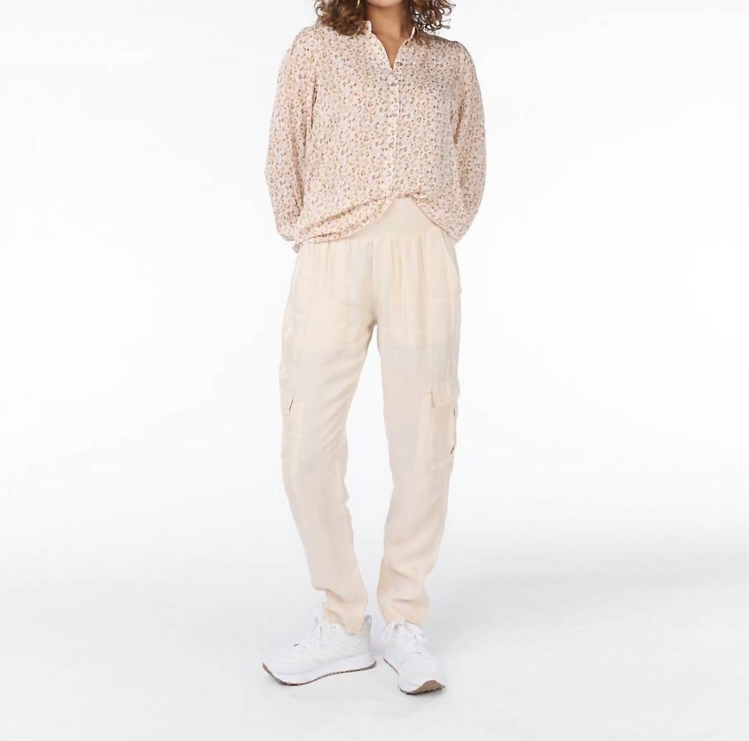 Прогулка по Сафари Топ в Cheetah ESQUALO
Прогулка по Сафари Топ в Cheetah ESQUALO