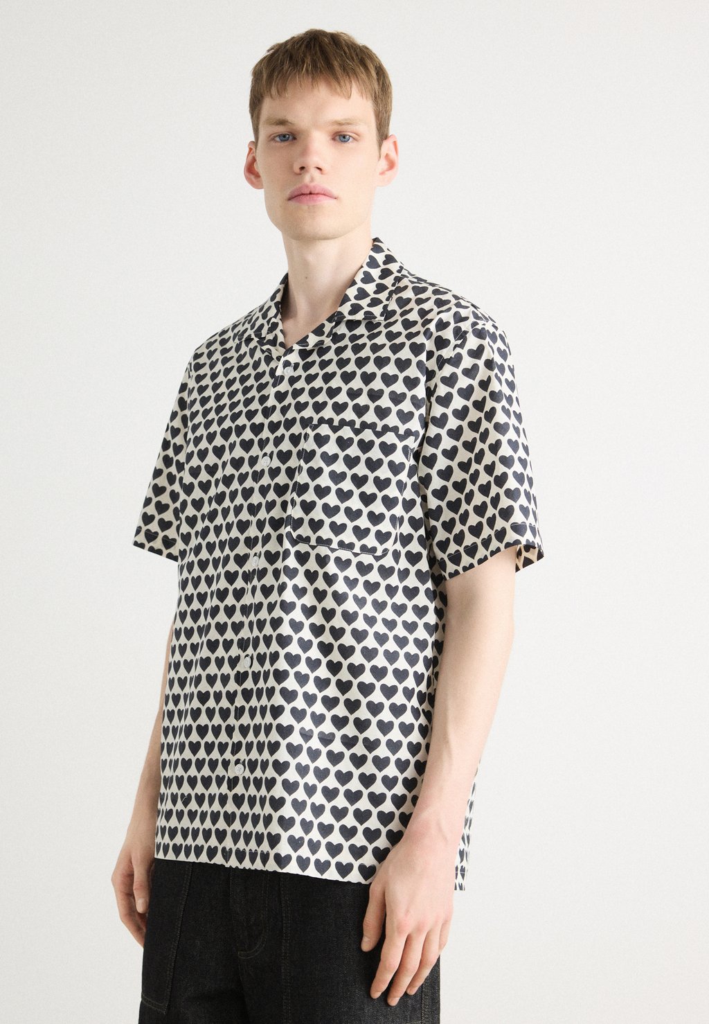 Рубашка KENJI HARTS Mads Nørgaard, черный
Рубашка KENJI HARTS Mads Nørgaard, черный