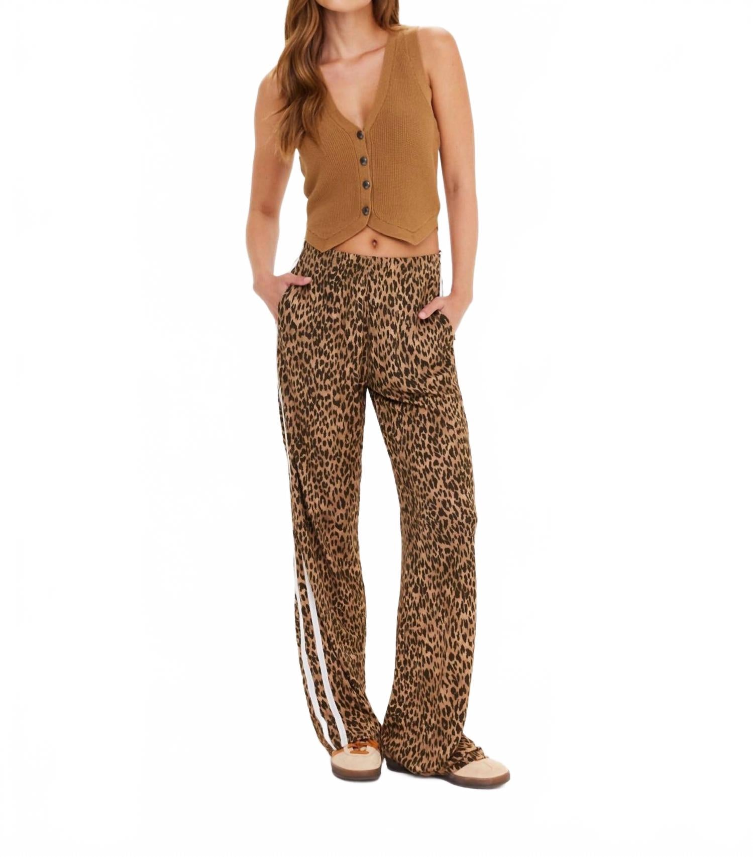 THE UPSIDE Вязаный жилет Babylon с пуговицами, коричневый
THE UPSIDE Вязаный жилет Babylon с пуговицами, коричневый