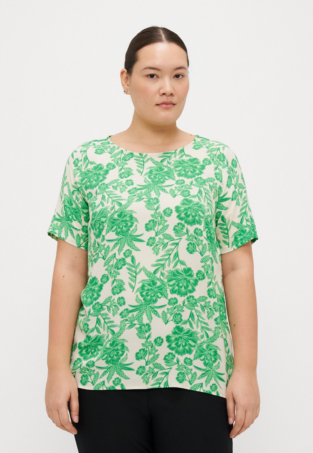 Блуза CARMARRAKESH ONLY Carmakoma, бежевый
Блуза CARMARRAKESH ONLY Carmakoma, бежевый