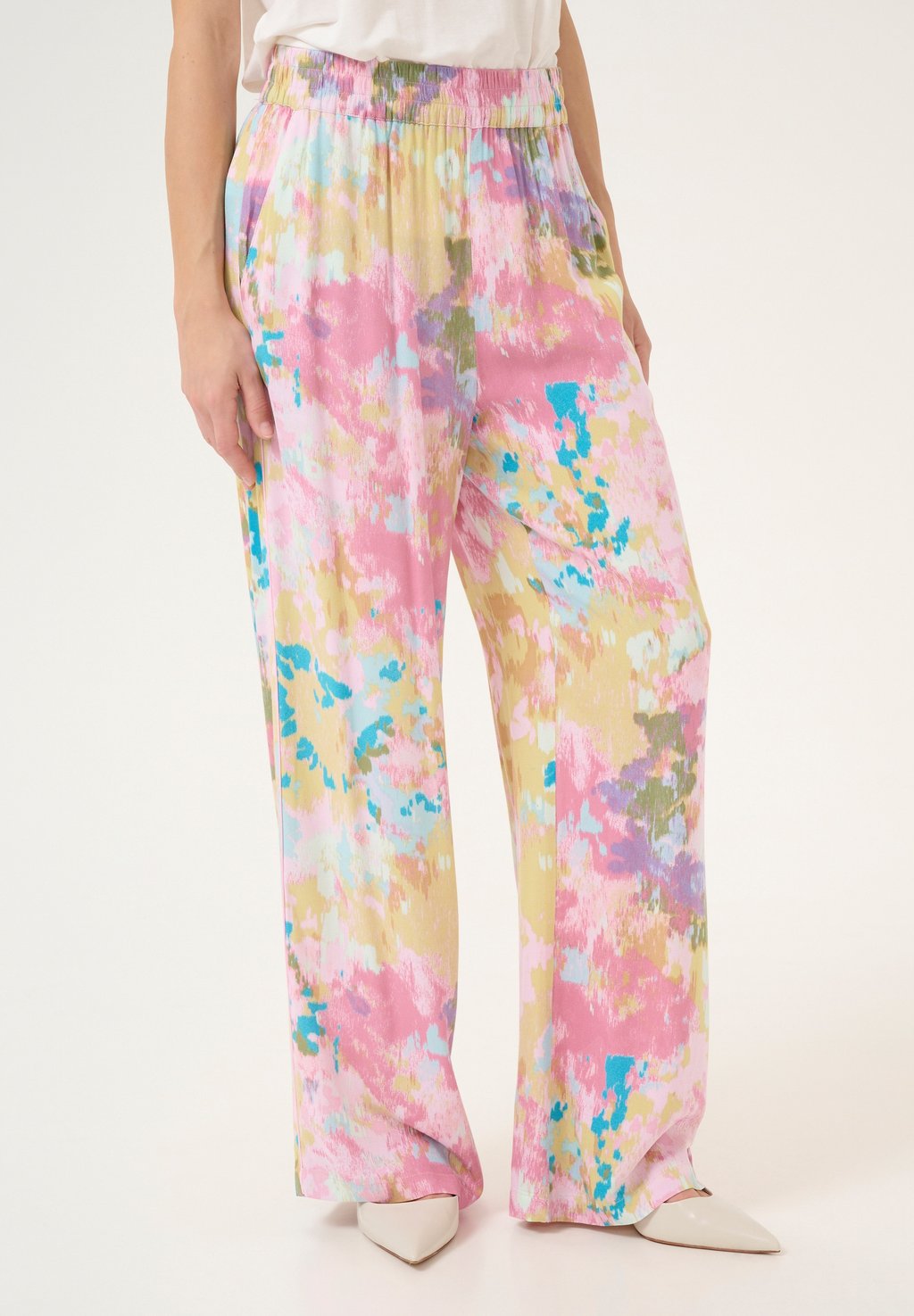 Брюки CUVALERIE ANDREA Culture, желтый 
Брюки CUVALERIE ANDREA Culture, желтый