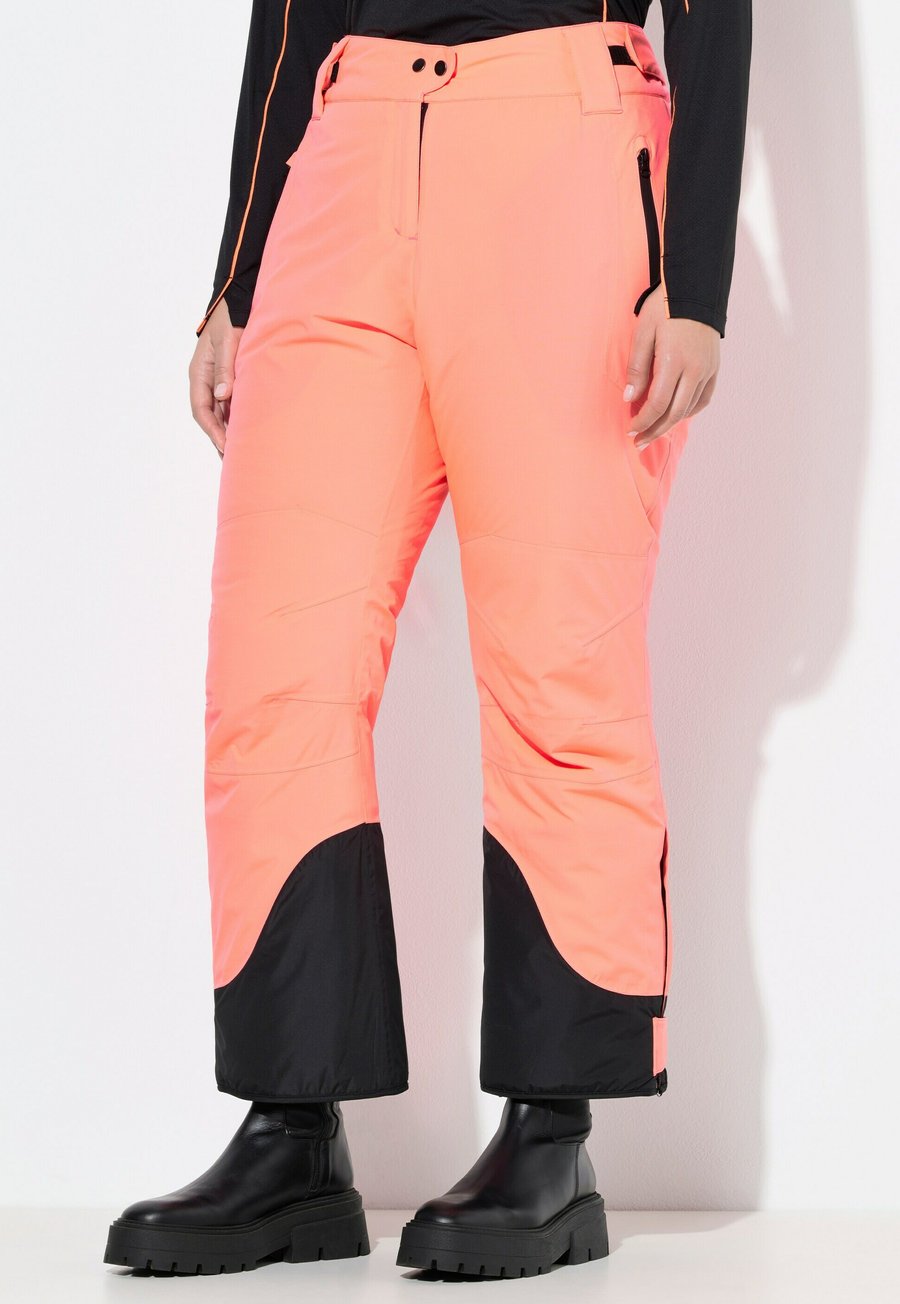 Брюки Ulla Popken HYPRAR TRIPLE FUNCTION, Neon Pink
Брюки Ulla Popken HYPRAR TRIPLE FUNCTION, Neon Pink