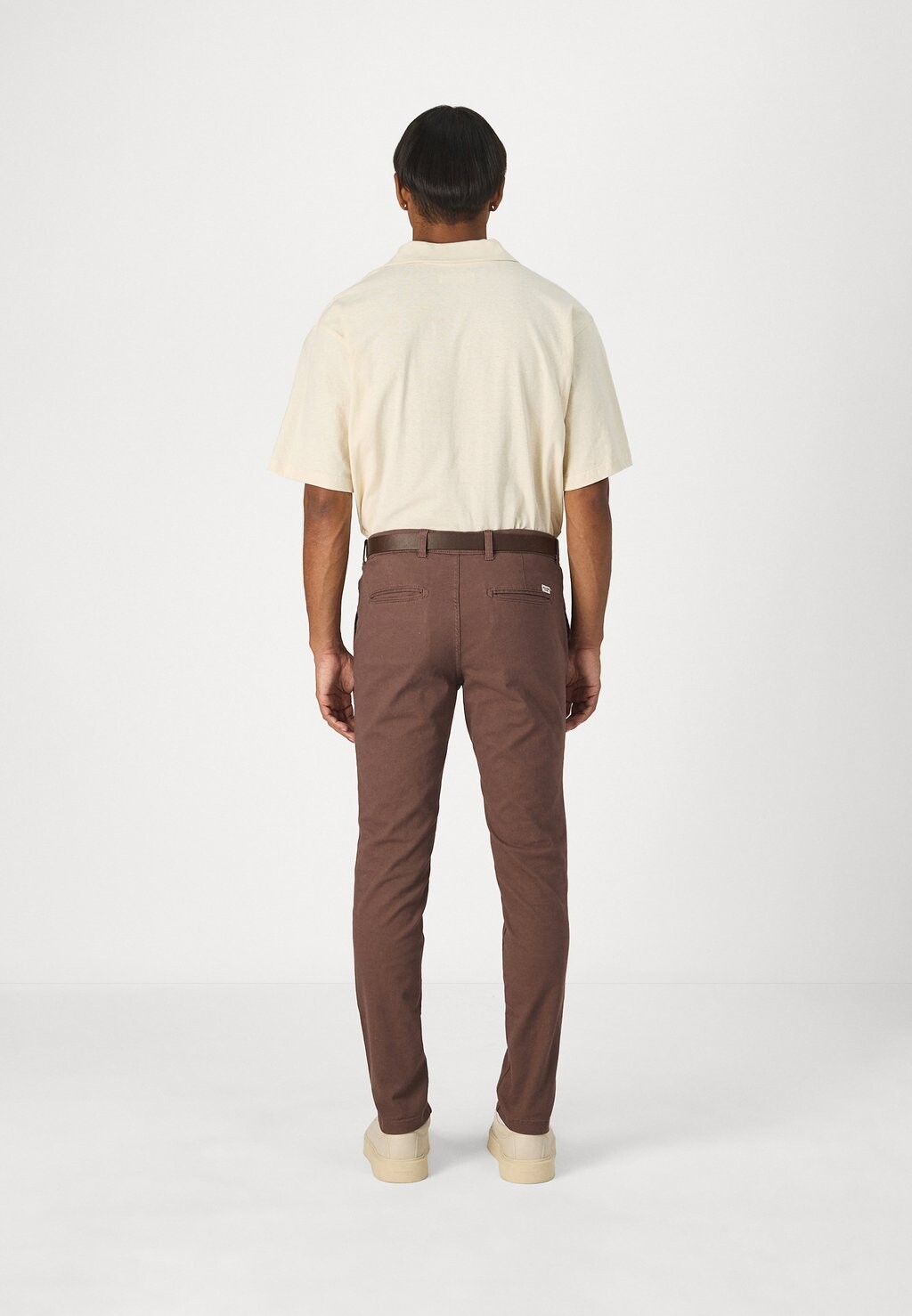 Чиносы JPSTMARCO JJDAVE Jack & Jones PREMIUM, лиловый
Чиносы JPSTMARCO JJDAVE Jack & Jones PREMIUM, лиловый