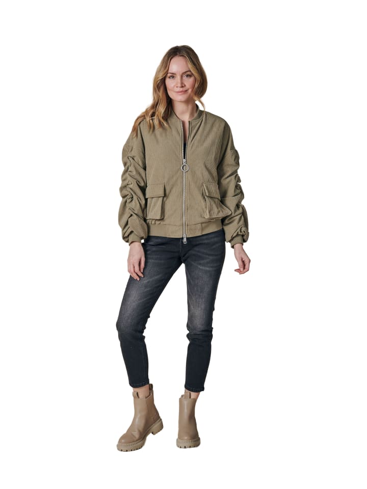 Блейзер ZHRILL, оливковый
Блейзер ZHRILL, оливковый