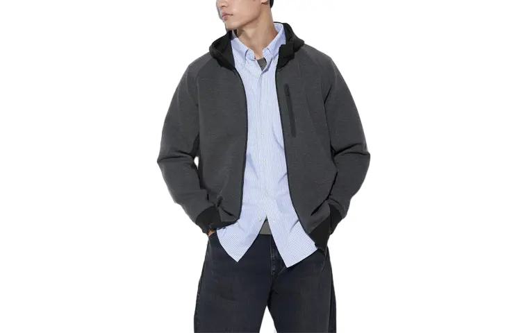 Толстовка унисекс темно-серая Uniqlo, темно-серый
Толстовка унисекс темно-серая Uniqlo, темно-серый