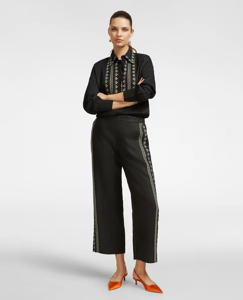 Женские укороченные брюки с вышивкой Elena Miró, черный
Женские укороченные брюки с вышивкой Elena Miró, черный