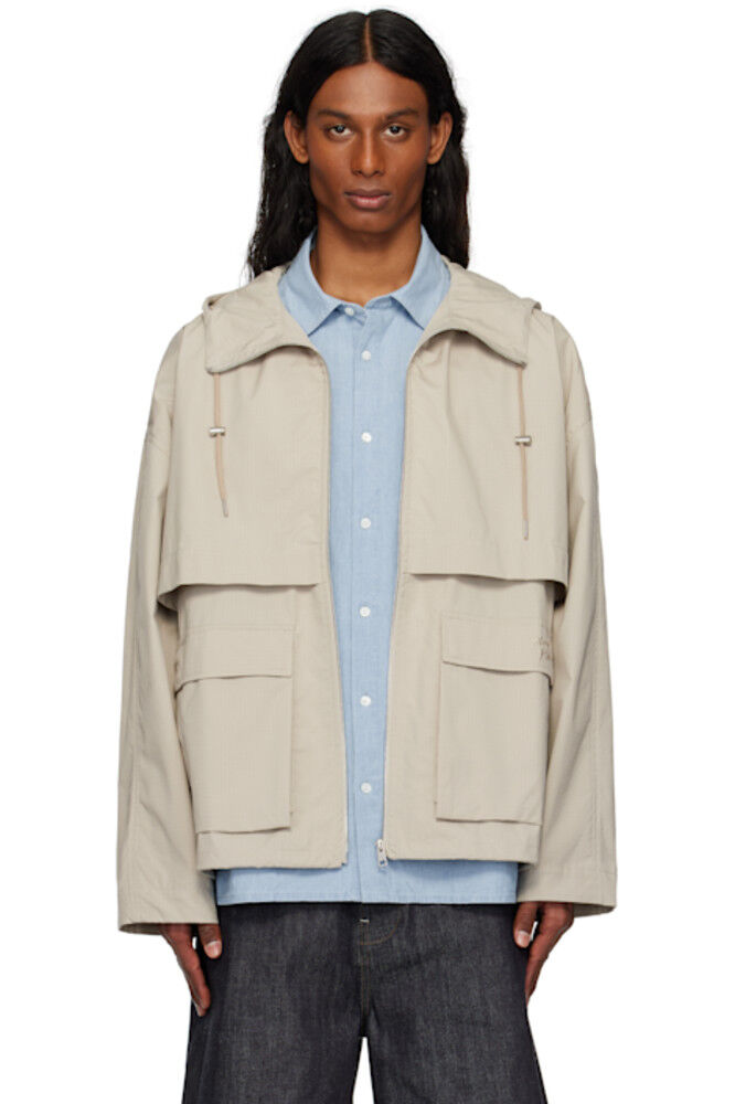 Ветровка серо-коричневого цвета с капюшоном и застежкой-молнией Maison Kitsuné, Коричневый, Ветровка серо-коричневого цвета с капюшоном и застежкой-молнией Maison Kitsuné
Ветровка серо-коричневого цвета с капюшоном и застежкой-молнией Maison Kitsuné, Коричневый, Ветровка серо-коричневого цвета с капюшоном и застежкой-молнией Maison Kitsuné