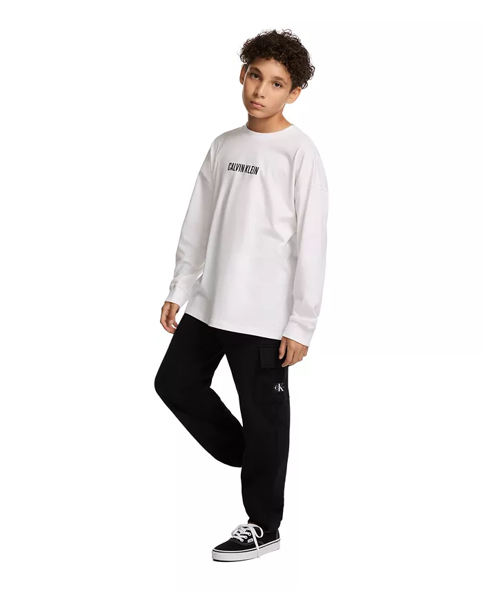 Мальчики 8-20 Impact Font с длинным рукавом футболка Calvin Klein, белый
Мальчики 8-20 Impact Font с длинным рукавом футболка Calvin Klein, белый