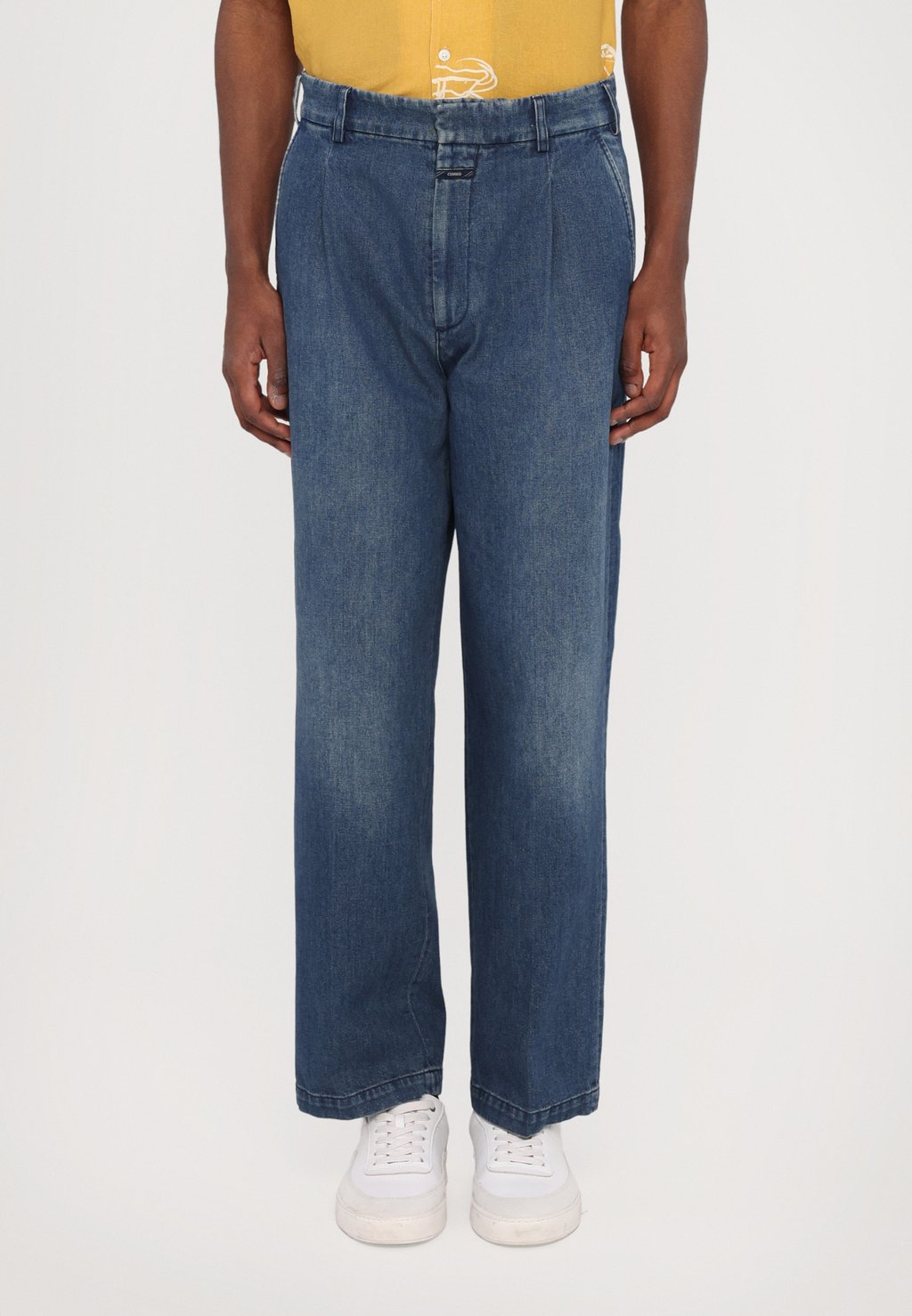 Джинсы свободного кроя BLOMBERG WIDE CLOSED, темно-синий
Джинсы свободного кроя BLOMBERG WIDE CLOSED, темно-синий