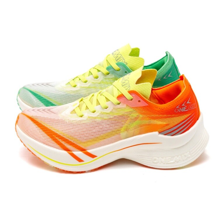 Кроссовки для бега Run Cool унисекс с низким верхом ярко-желтые Soaring Onemix
Кроссовки для бега Run Cool унисекс с низким верхом ярко-желтые Soaring Onemix